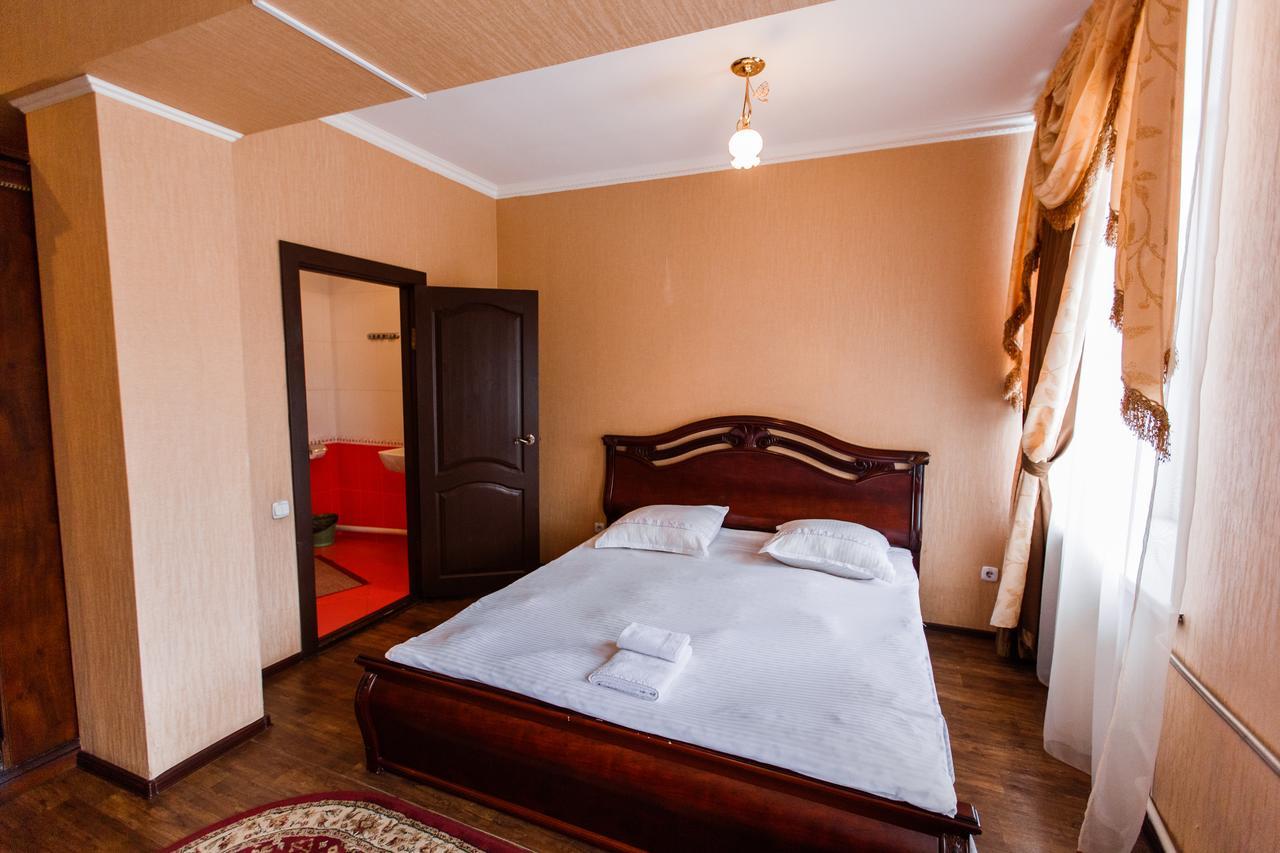 Leninogorsk Hotel Altay מראה חיצוני תמונה